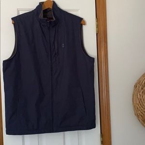 Izod full zip navy rain resistant vest w/ pockets
